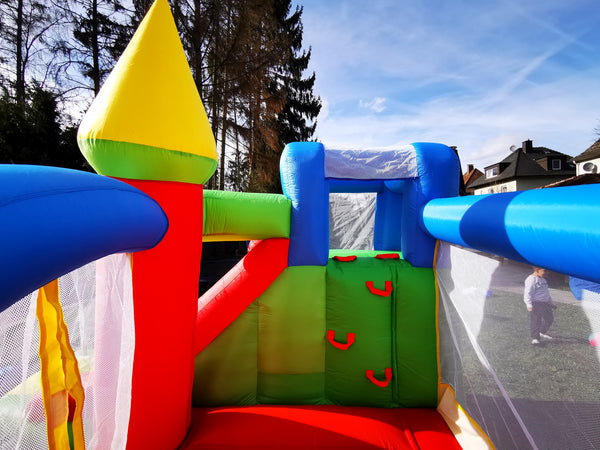 Hüpfburg Schlosshaus